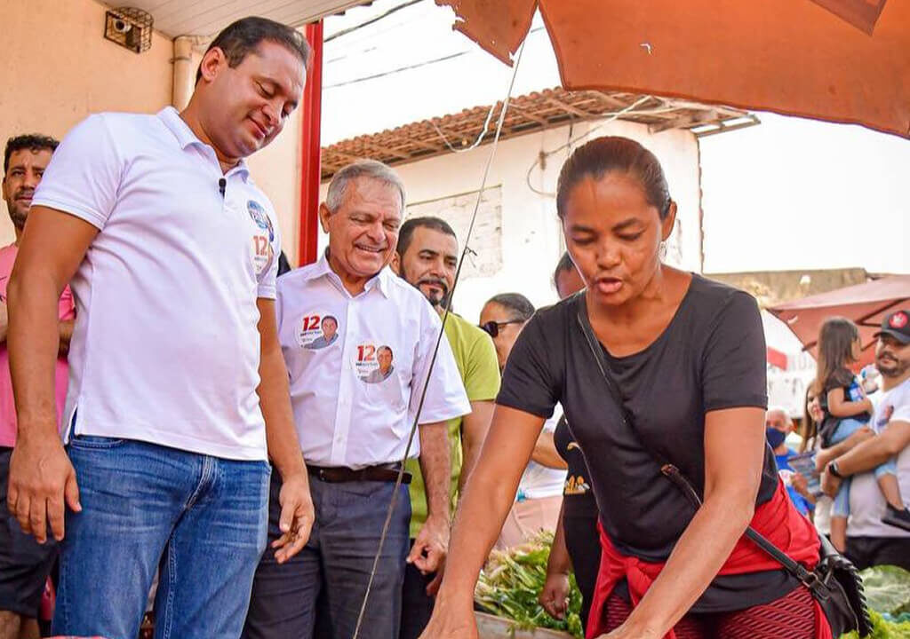 https://wevertonrocha.com.br/wp-content/uploads/2022/08/Weverton-Rocha-realiza-visita-na-feira-e-no-Hortomercado-da-Cidade-Operaria-1024x720.jpg