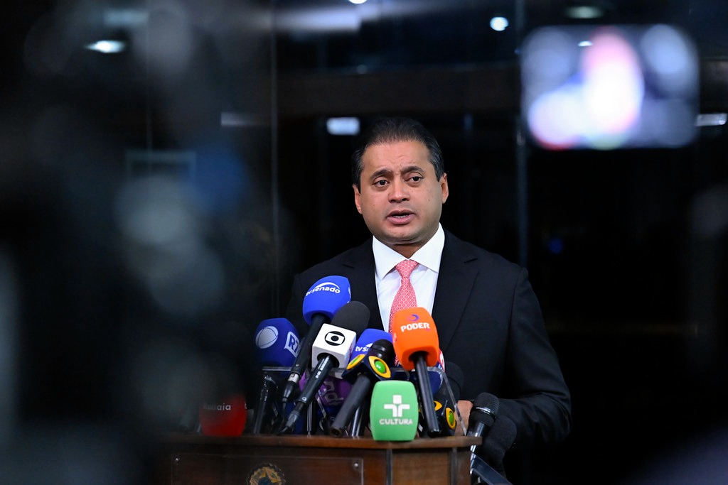https://wevertonrocha.com.br/wp-content/uploads/2026/04/Senador-Weverton-e-definido-relator-e-sabatina-de-Messias-sera-no-dia-29-de-abril-.jpeg