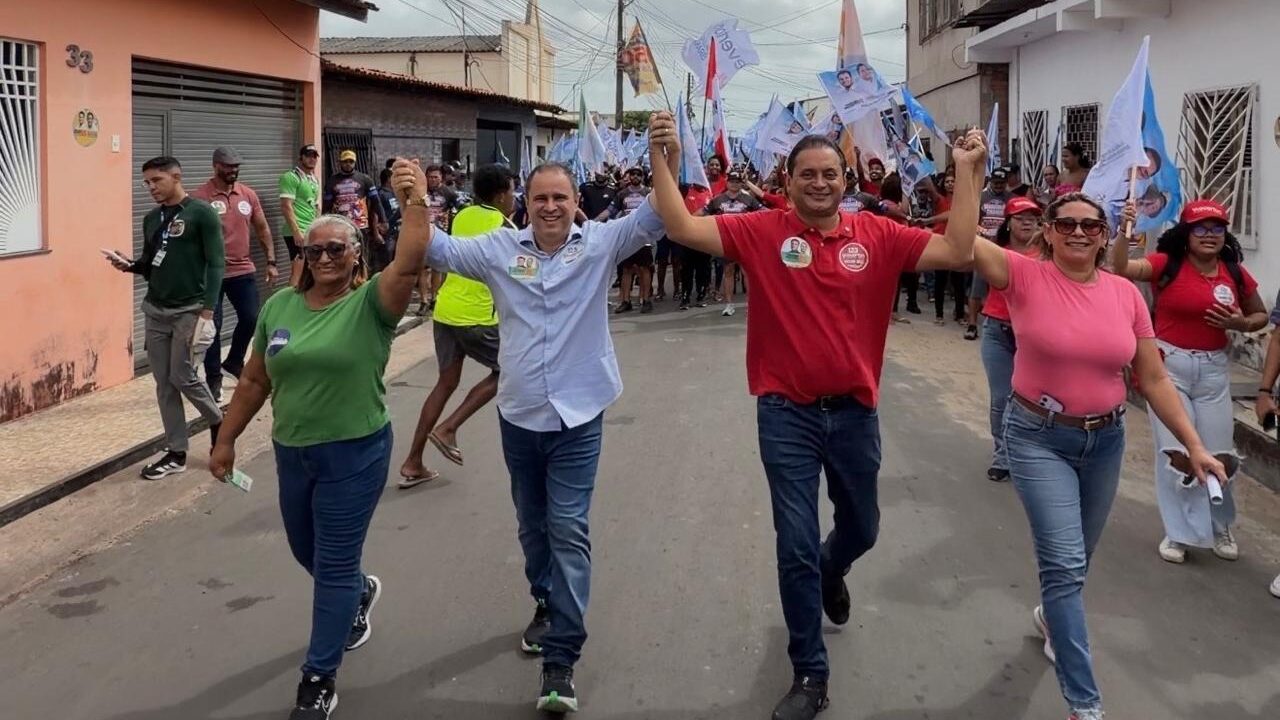 https://wevertonrocha.com.br/wp-content/uploads/2026/08/Weverton-e-Edivaldo-recebem-carinho-da-populacao-durante-caminhada-no-Sao-Bernardo--1280x720.jpeg
